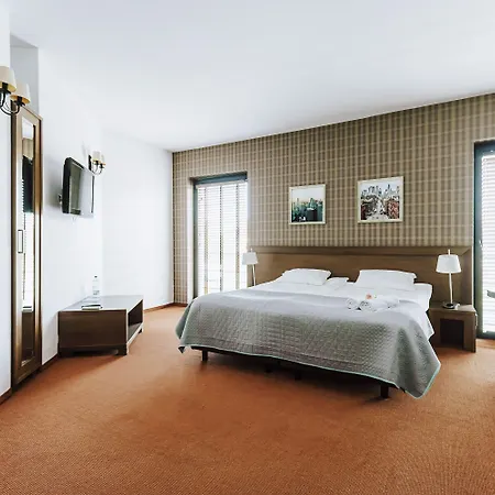 Willowa Hotel 3*